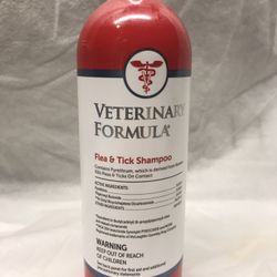 NEW Veterinary Formula Solutions Flea & Tick Shampoo, 16-oz **Retails For $20 **An Absolute steal @$15 !!