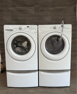 Whirlpool washer and dryer electric laundry set