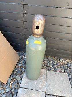 20 lb CO2 tank