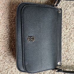 Tommy Hilfiger purse