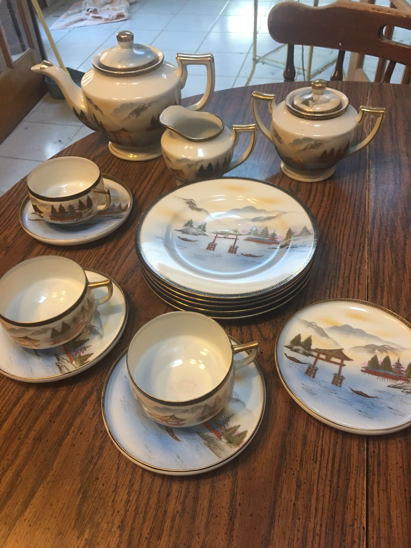 Hakusan China Porcelain hand painted 17 pc Tea Set Japan