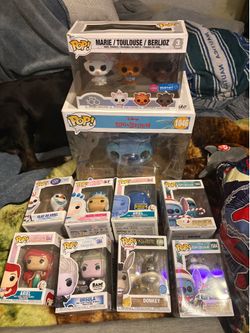 funko pops bundle (read description)