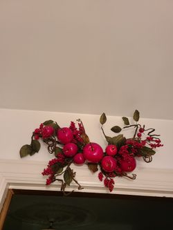 Over The Door   Or Window Apple Decor