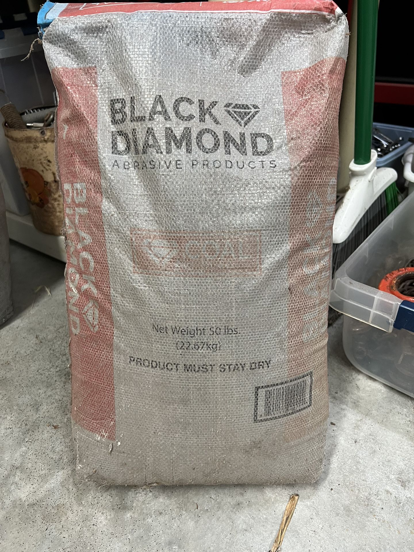 Black Diamond Coal Slag Blasting Media 20/40