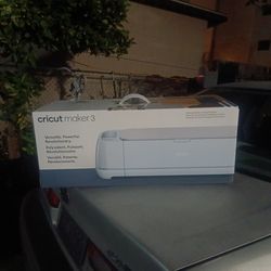 Cricut maker 3