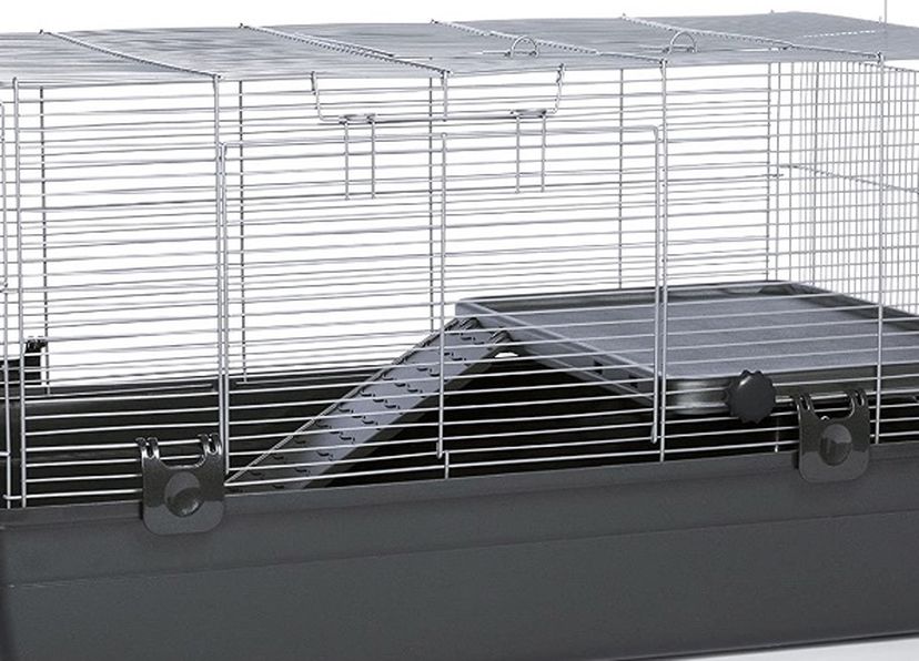 Prevue 528 Small Animal Cage (Hamster, guinea pig, bunny)