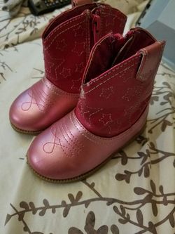 Girl ponk boots size 5