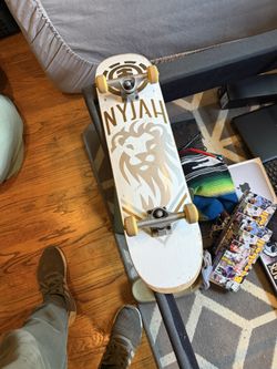 Nija Houston Skateboard 
