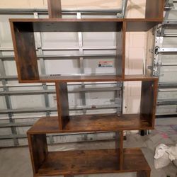 6-tier Geometric Bookcase 