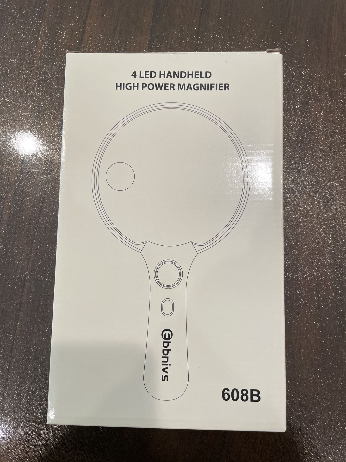 Brand New : Large Magnifying Glass with Light
