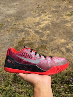 Nike Kobe 9 EM "Gym Red"