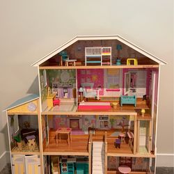 Mansion Doll House