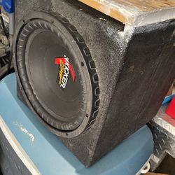 12 Inch Kicker Subwoofer With 1500 Watts Amplifier 