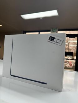 🚀 15 inch - Apple MacBook Air  M2 Chip Laptop – Own it for $5 Down 