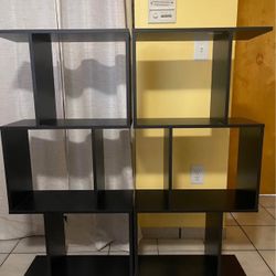 Set of 2 three tier shelves