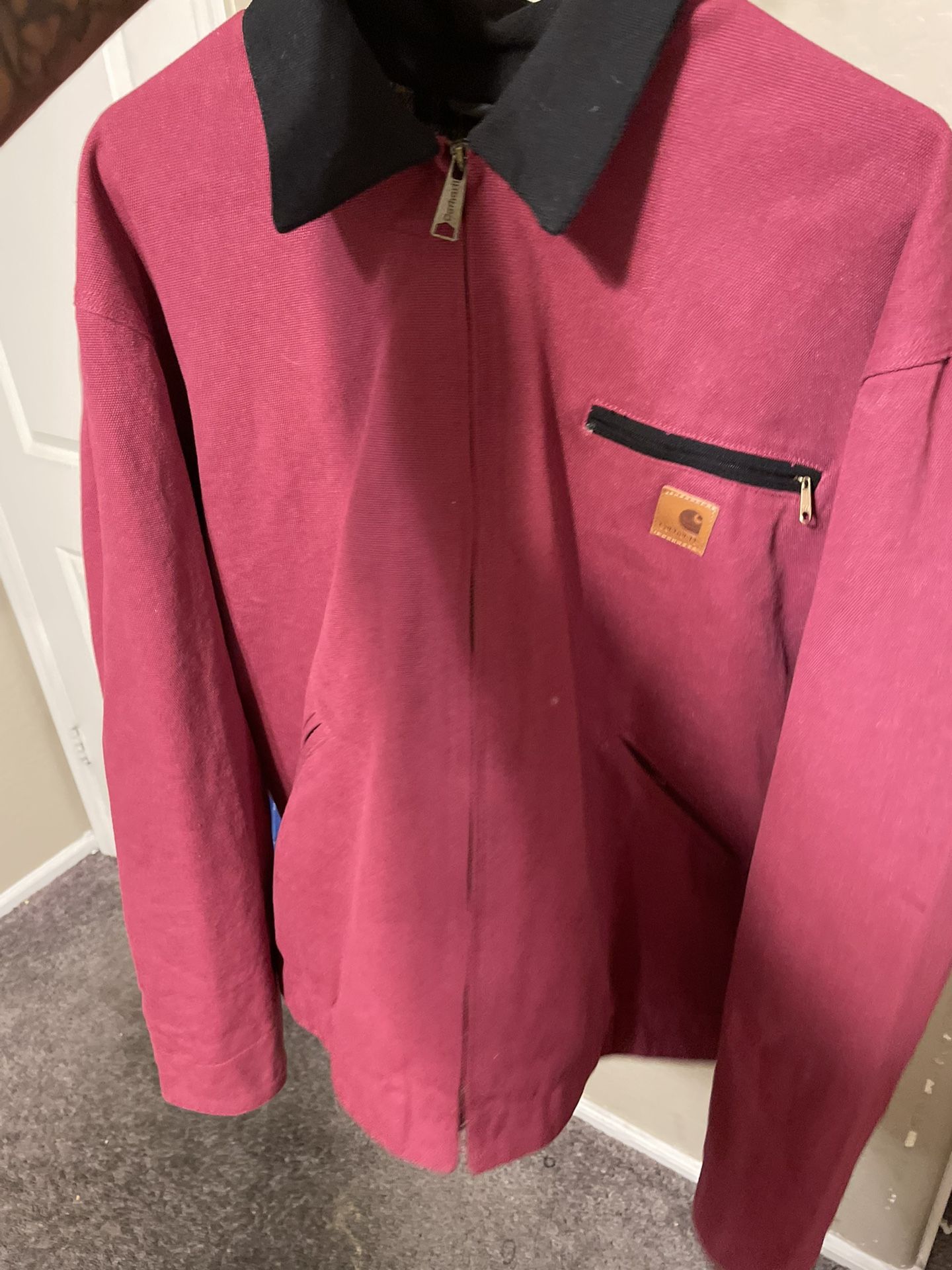 Carhartt Men's Relaxed Fit Burgundy Detroit Jacket