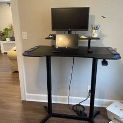 Standing desk