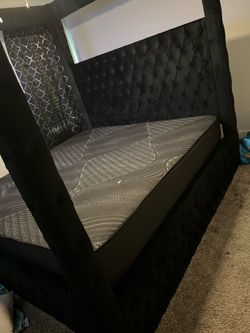 King Size Canopy Bed