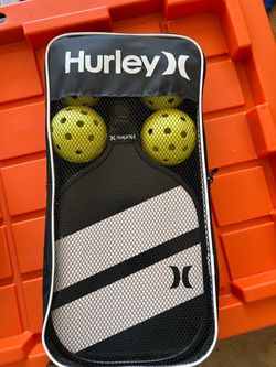 Hurley Pickleball Paddle Case with Balls
