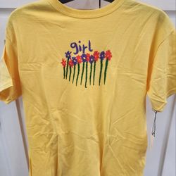 NWT The Girl Skateboard Company Yellow Flower Tshirt Girls XL

Pick up 77095 near Telge/West