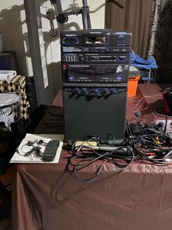 VOCO PRO DUET KARAOKE MACHINE