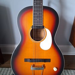 Orangewood Juniper Parlor acoustic-electric guitar
