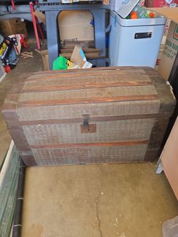 Vintage Antique Chest