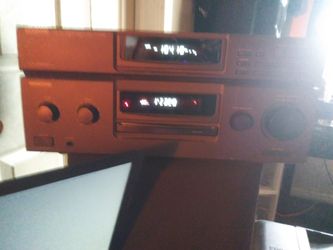 Kenwood Receiver With2 Free Speakers 