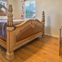 Antique Style Cal King Bedroom set With Marble Top