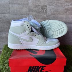 Nike Jordan 1 High Sea foam Size 11W