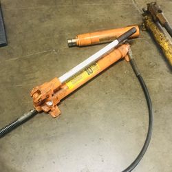 Central Hydraulic T-921 Portable 10 TON With Enerpac Hydraulic Jack