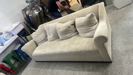 Studio H by Holly Hunt Sofa / Couch – Needs Cleaning, Great Bones