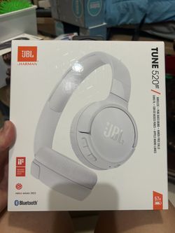 JBL Tune 520BT Wireless Bluetooth On-Ear Headphones -  White NEW (BBJ)