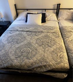 2 Twin size bed and mattress