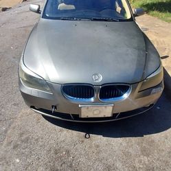 2005 BMW 530i
