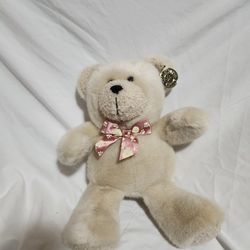 Little Bear With Bow