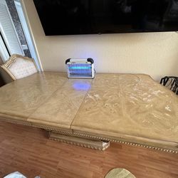 Table And 6 Chairs Dinning Table