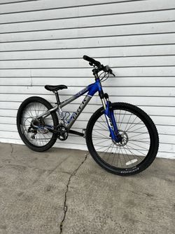 Trek Mountain Bike
