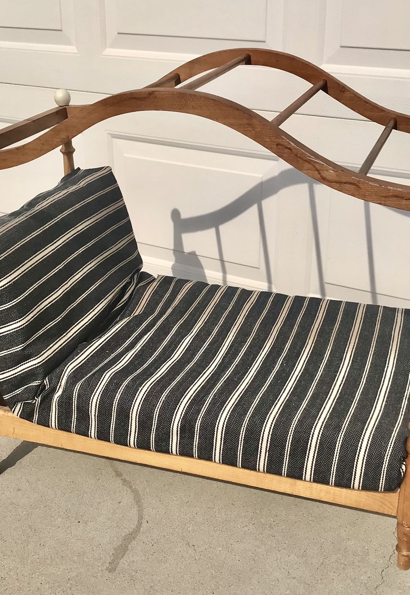 Vintage Doll/Pet Bed Frame