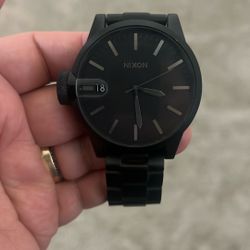 Nixon Magnified The Chronicle Watch