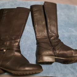 Black Wide Calf Boots
