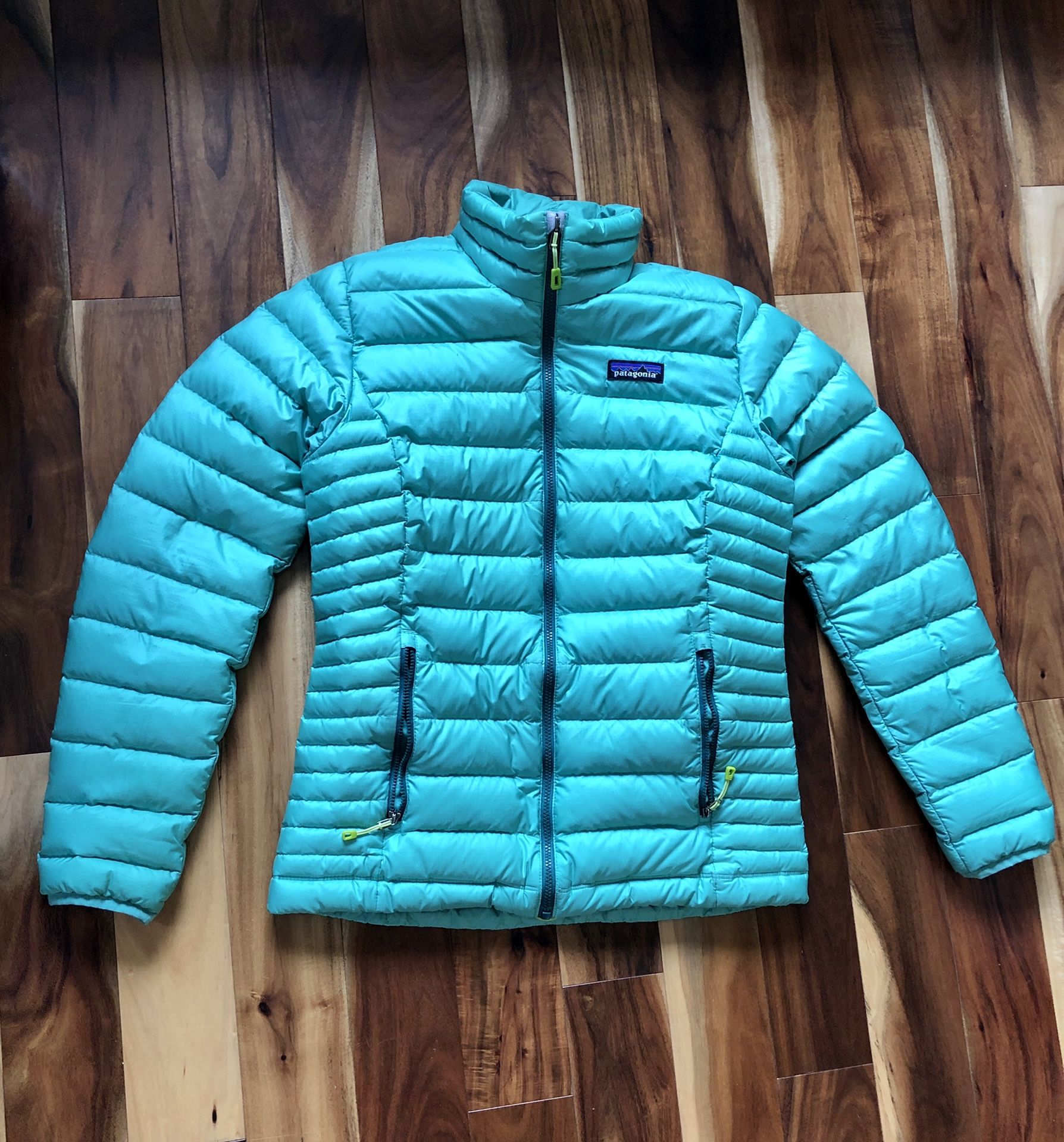 Patagonia Womens  Jacket size XS