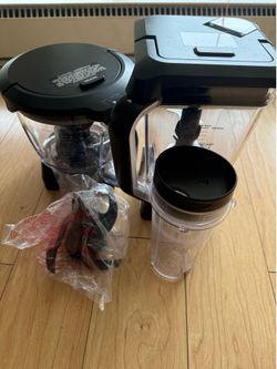 Ninja Blender BL770 Accessories Bundle – Unused