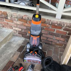 Brand  New Bissell Carpet Cleaner Shampooer Full Attachments Including Hose Tetail Price $300