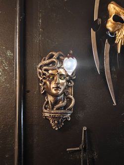 Medusa wall lamp