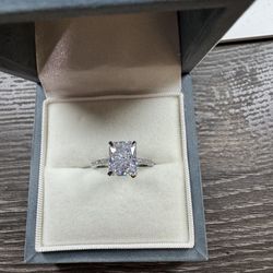 Radiant Cut Ring 