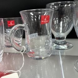 Small Curvy Glass Cups