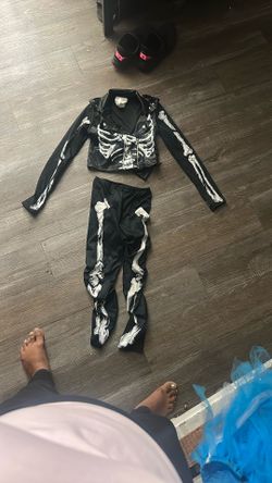Skeleton Girl, Costume costume