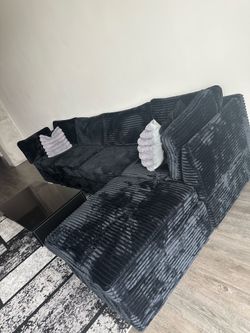 Sectional couch