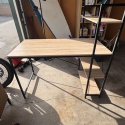 Free Desk